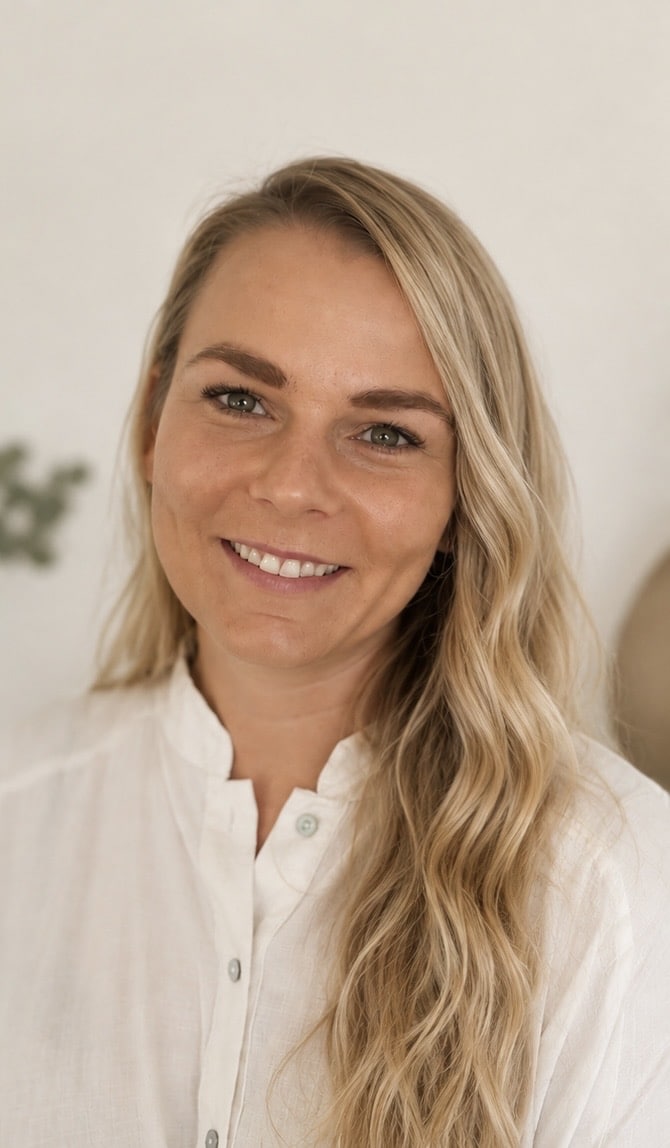 Chloe Hanlon Photo